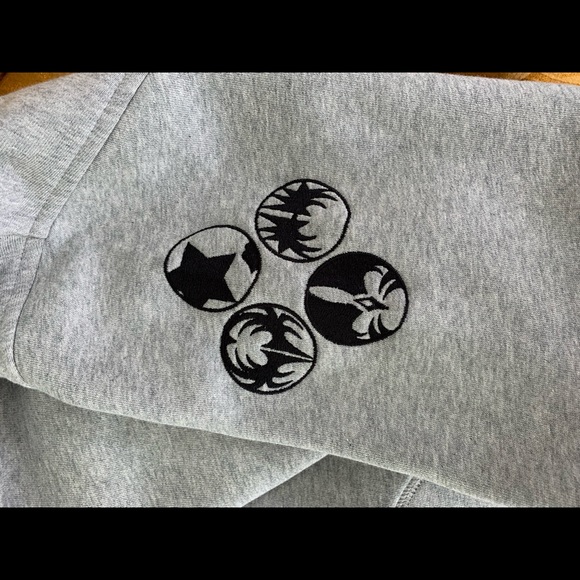 Authentic Crew Hoodie - KISS End of the Road Tour - Picture 10 of 12